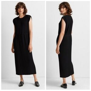New✨Club Monaco pleated grecian black dress